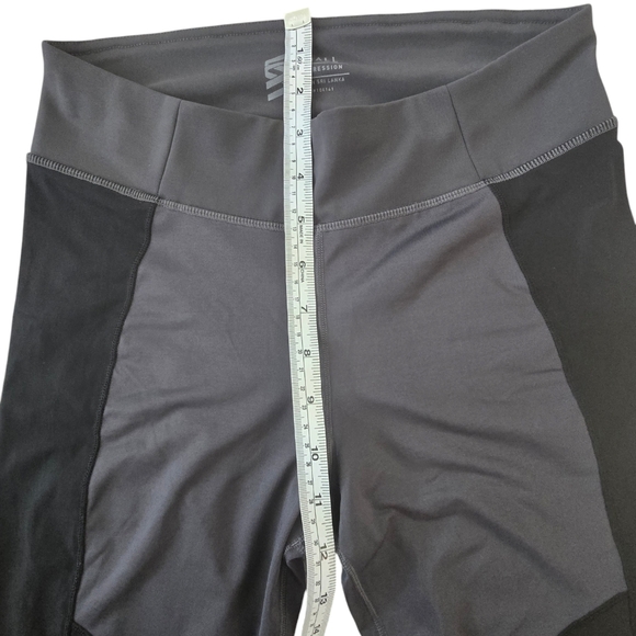 Second Skin Athletic Leggings compression size small - Picture 5 of 6